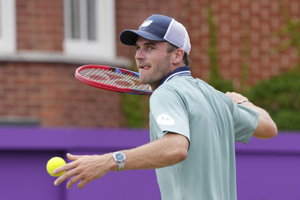 赢得世人尊 赢得世人尊