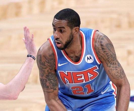 火箭队在过 火箭队在过