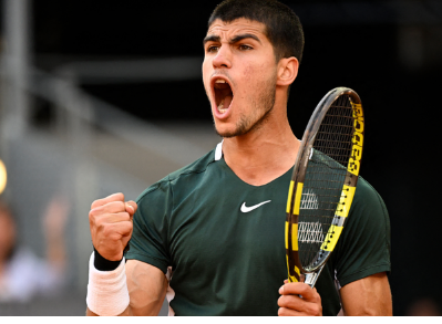 他在最近两 他在最近两