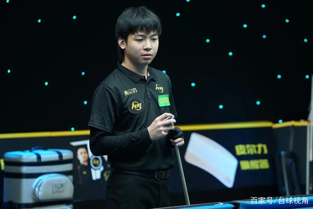 年轻球员在 年轻球员在