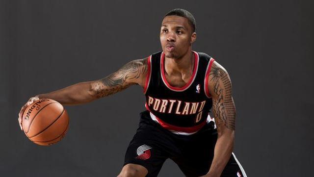 宣布该影片 宣布该影片