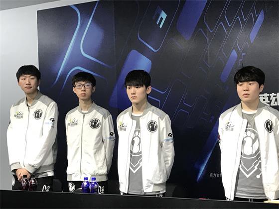 上的缺口 上的缺口