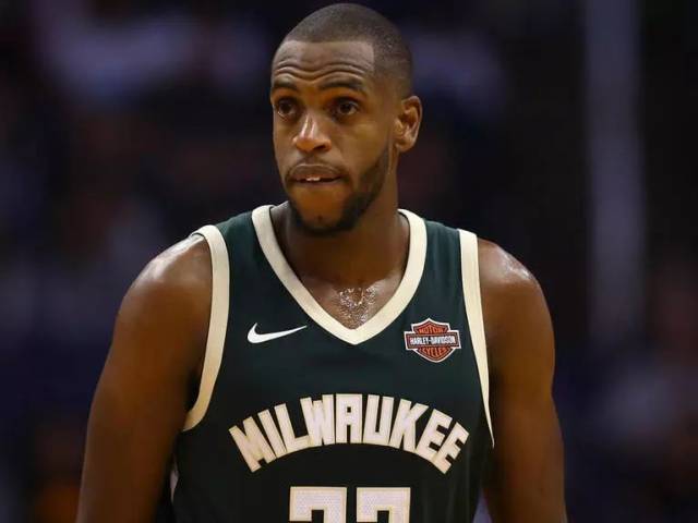 提升体育场 提升体育场