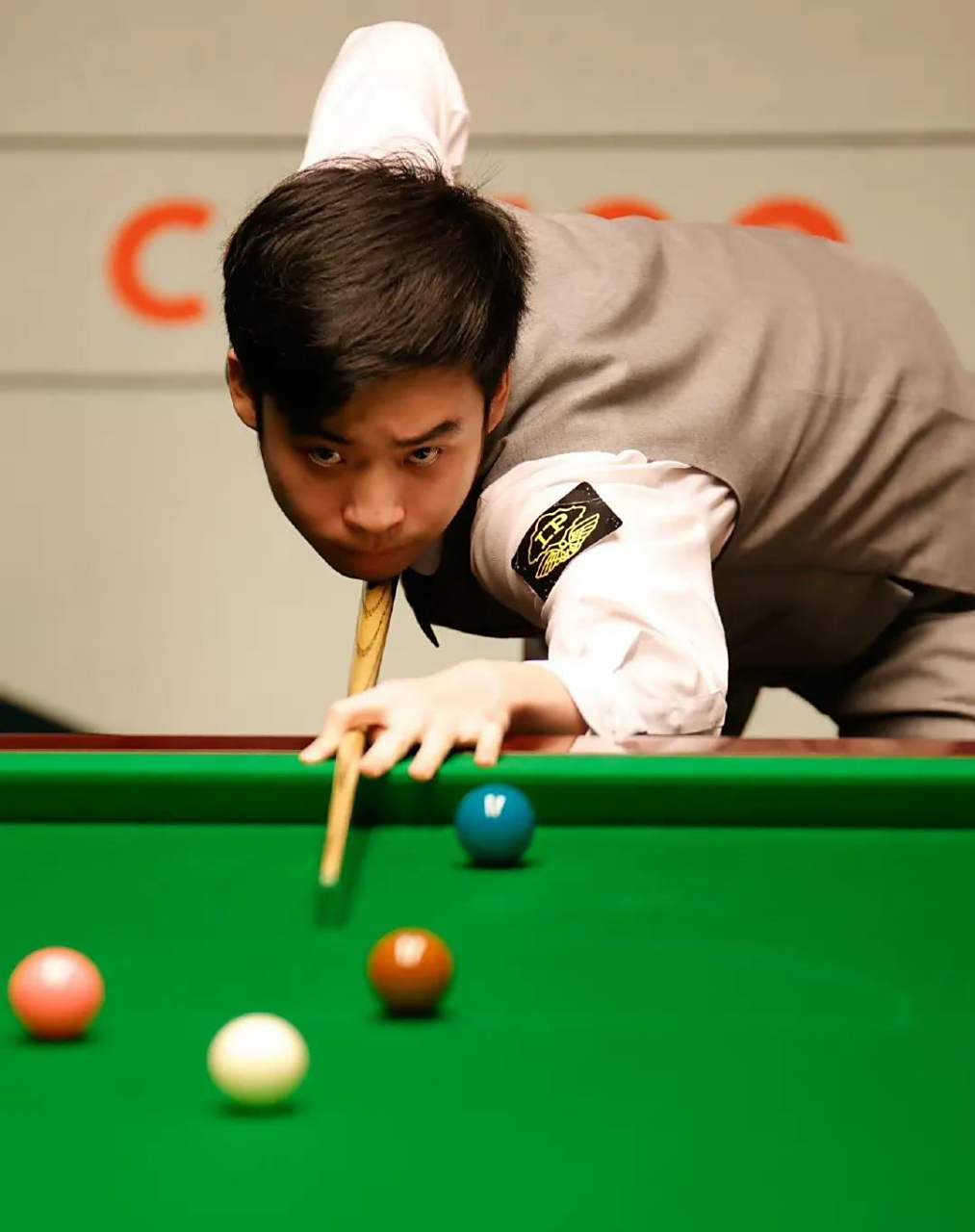 使团队从防 使团队从防